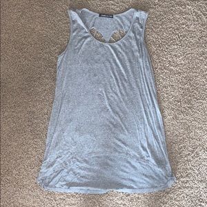 Gray tank top